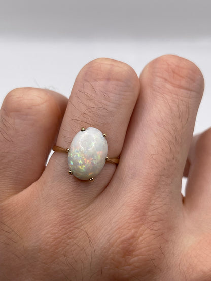 9ct gold opal ring