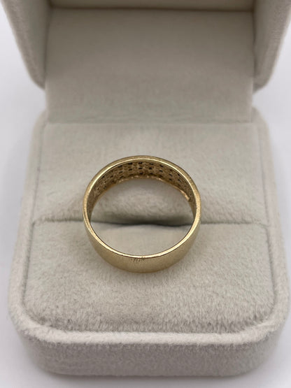 9ct gold diamond ring