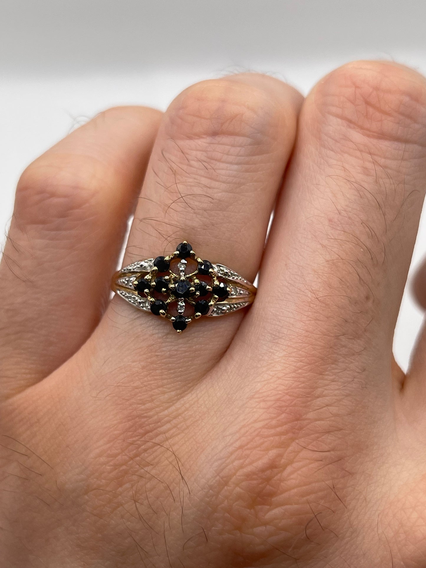 9ct gold sapphire and diamond ring