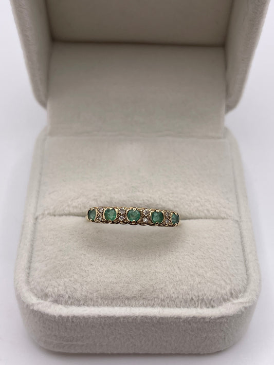9ct gold emerald and diamond ring