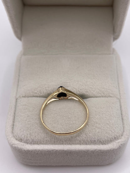 9ct gold heart onyx ring