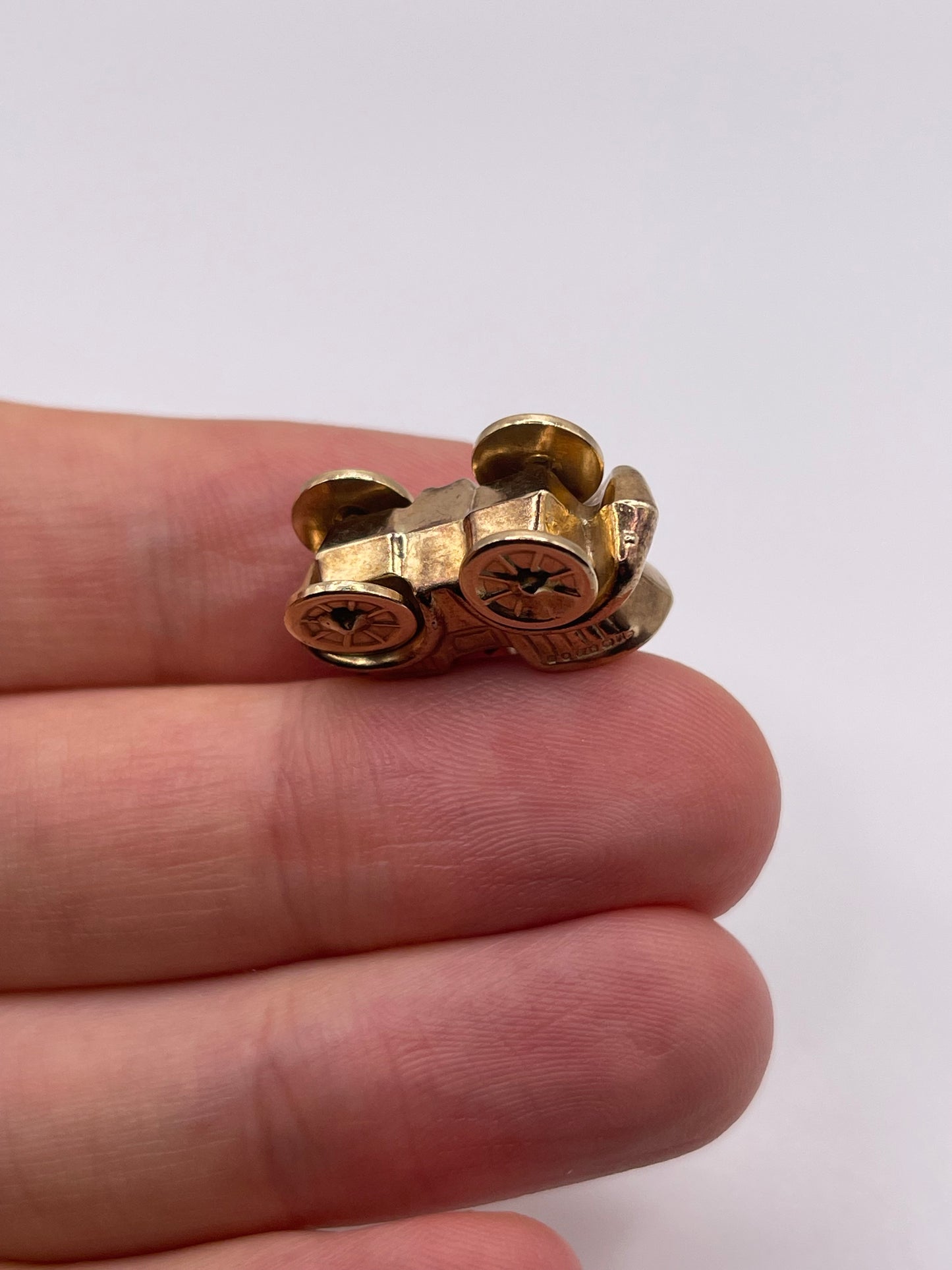 9ct gold car charm