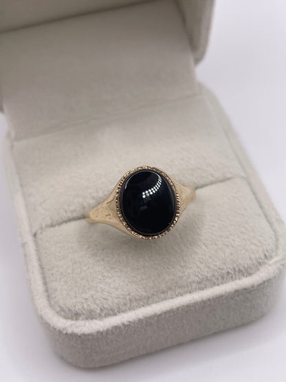 9ct gokd onyx signet ring