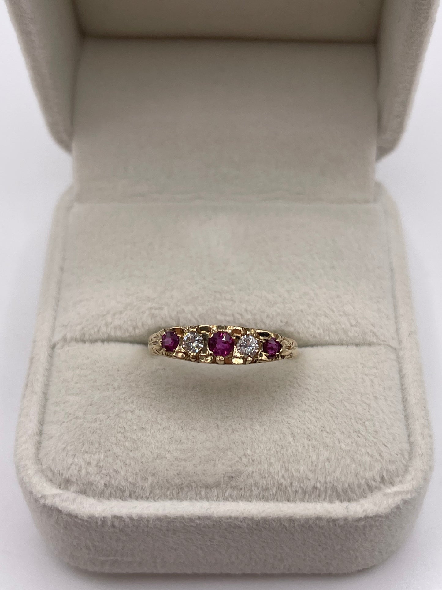 9ct gold ruby and diamond ring