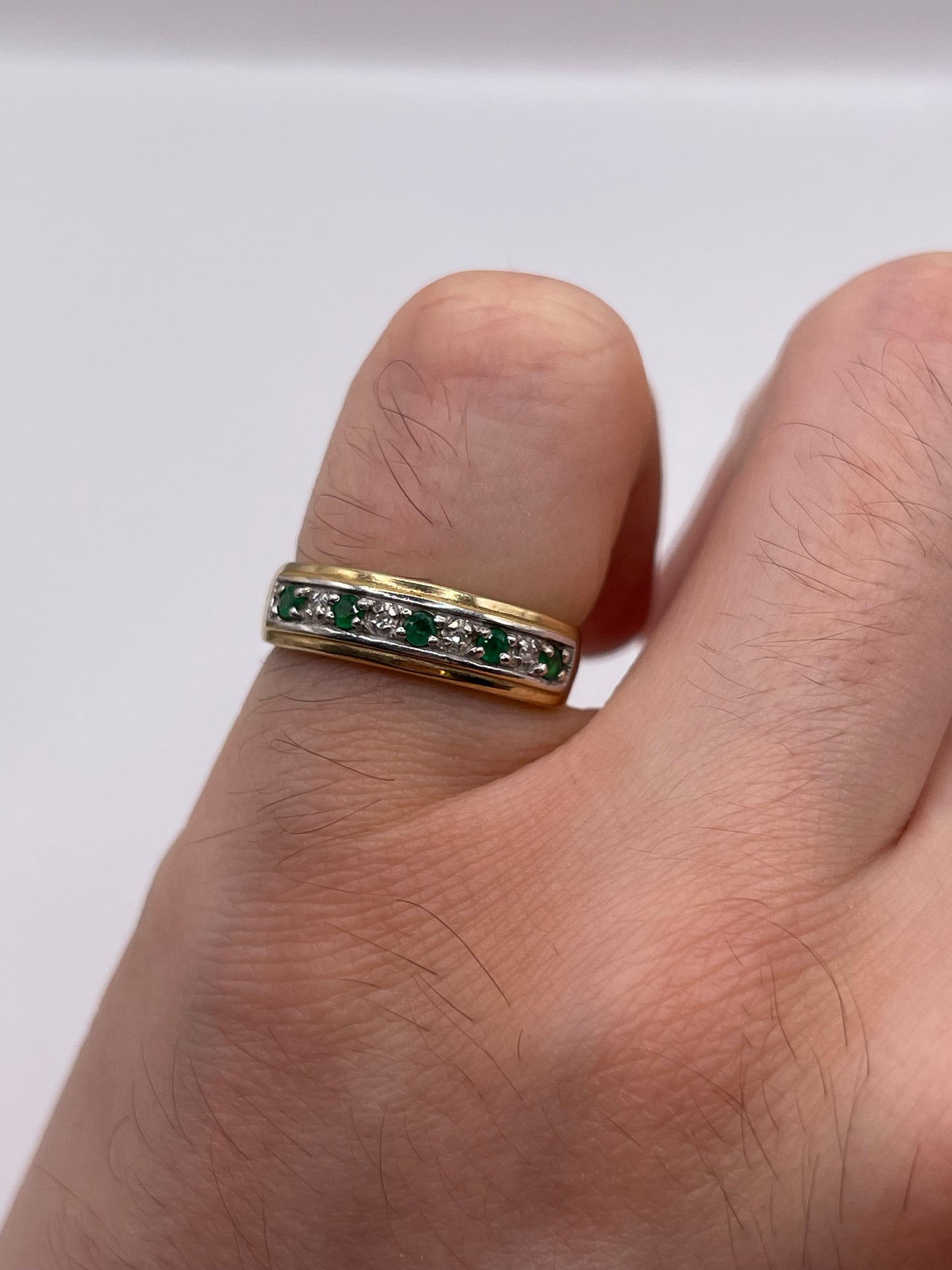 9ct gold emerald and diamond ring
