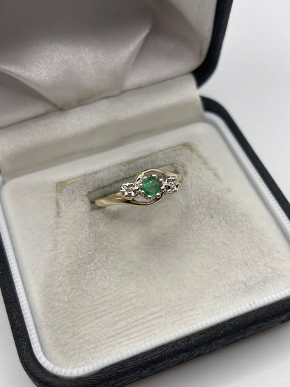 9ct gold emerald and diamond ring