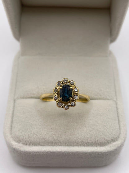 18ct gold sapphire and diamond ring