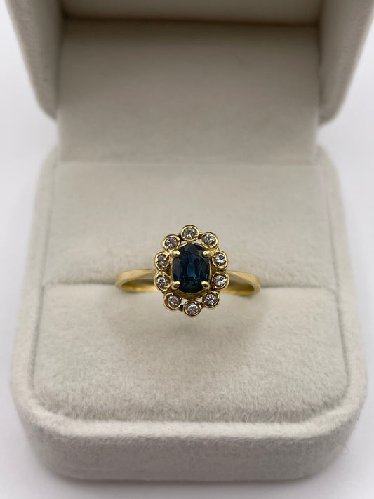 18ct gold sapphire and diamond ring