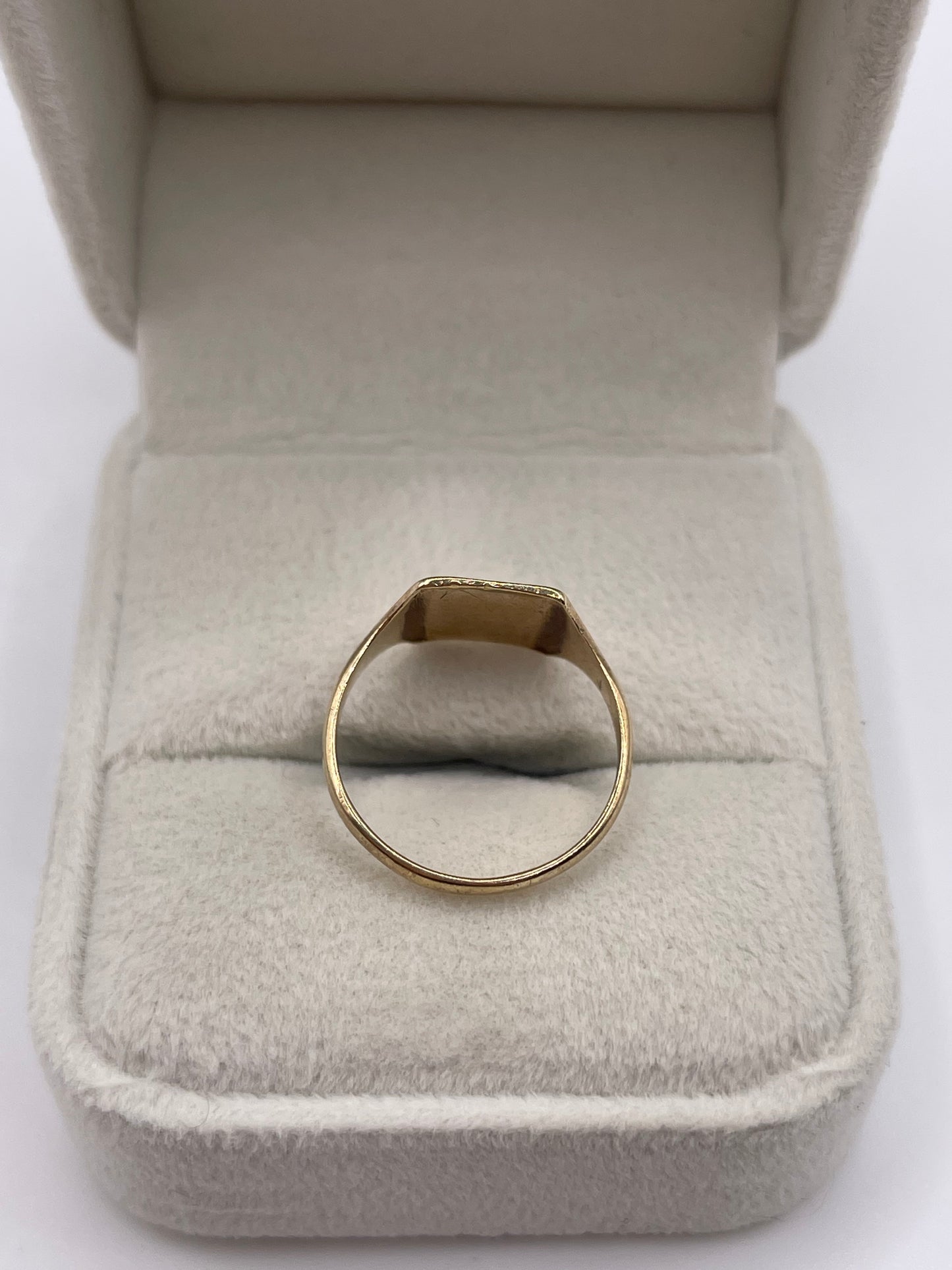 9ct gold signet ring