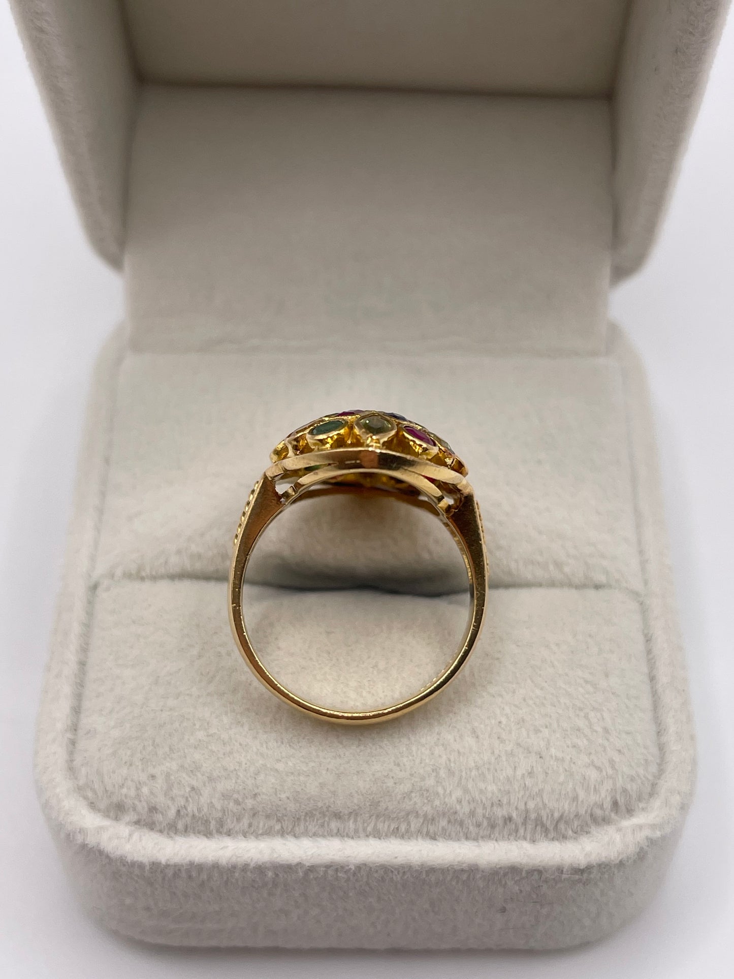 18ct gold mult gemstone cluster ring