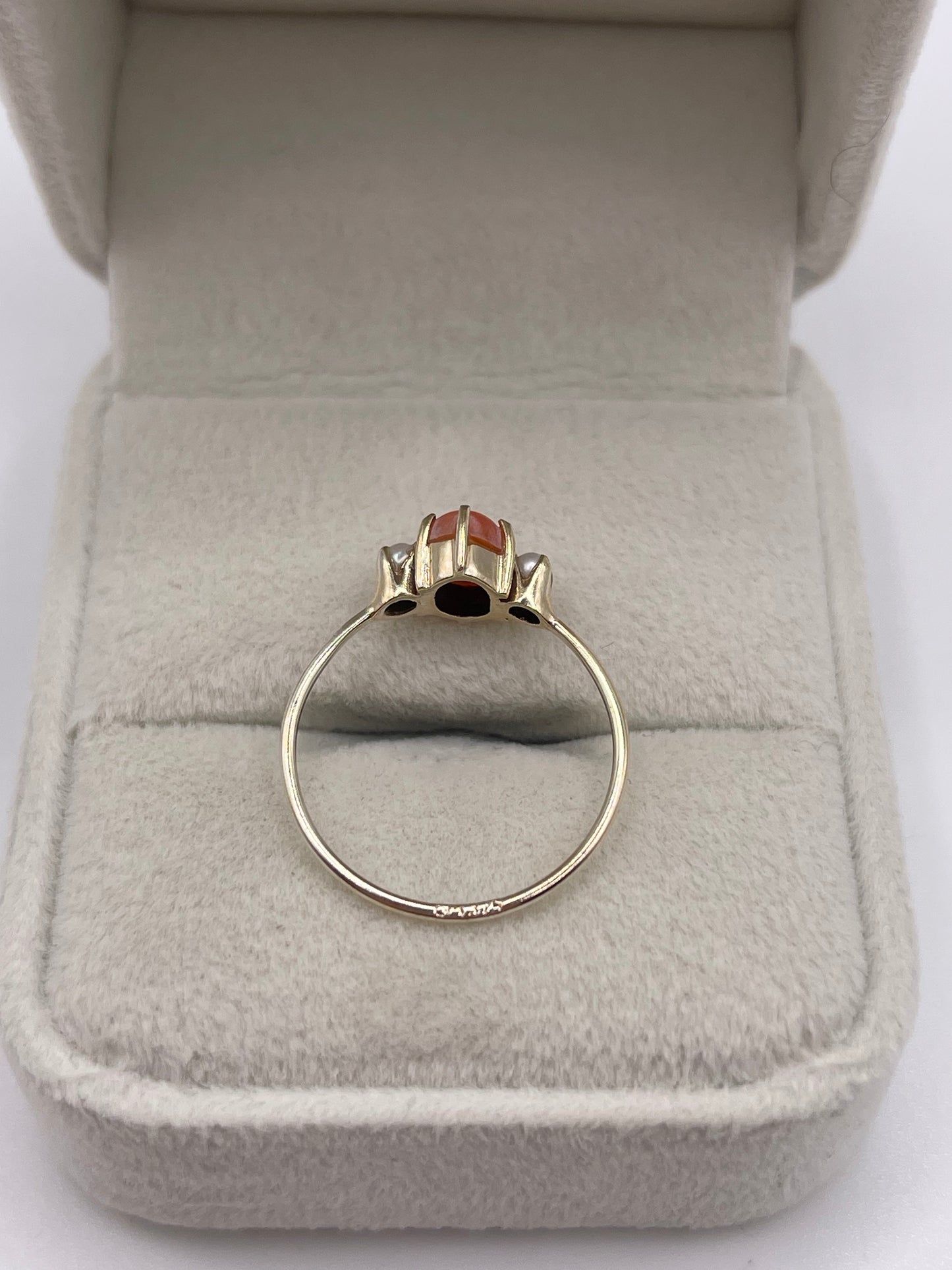 9ct gold coral and pearl ring