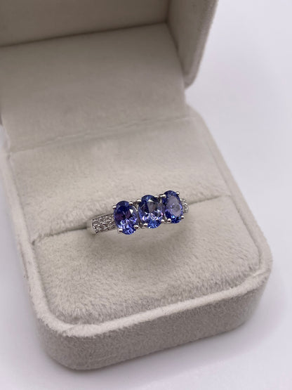 9ct white gold tanzanite and diamond ring