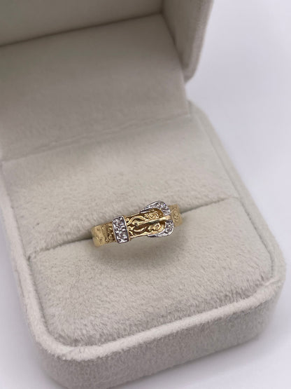 9ct gold cz buckle ring