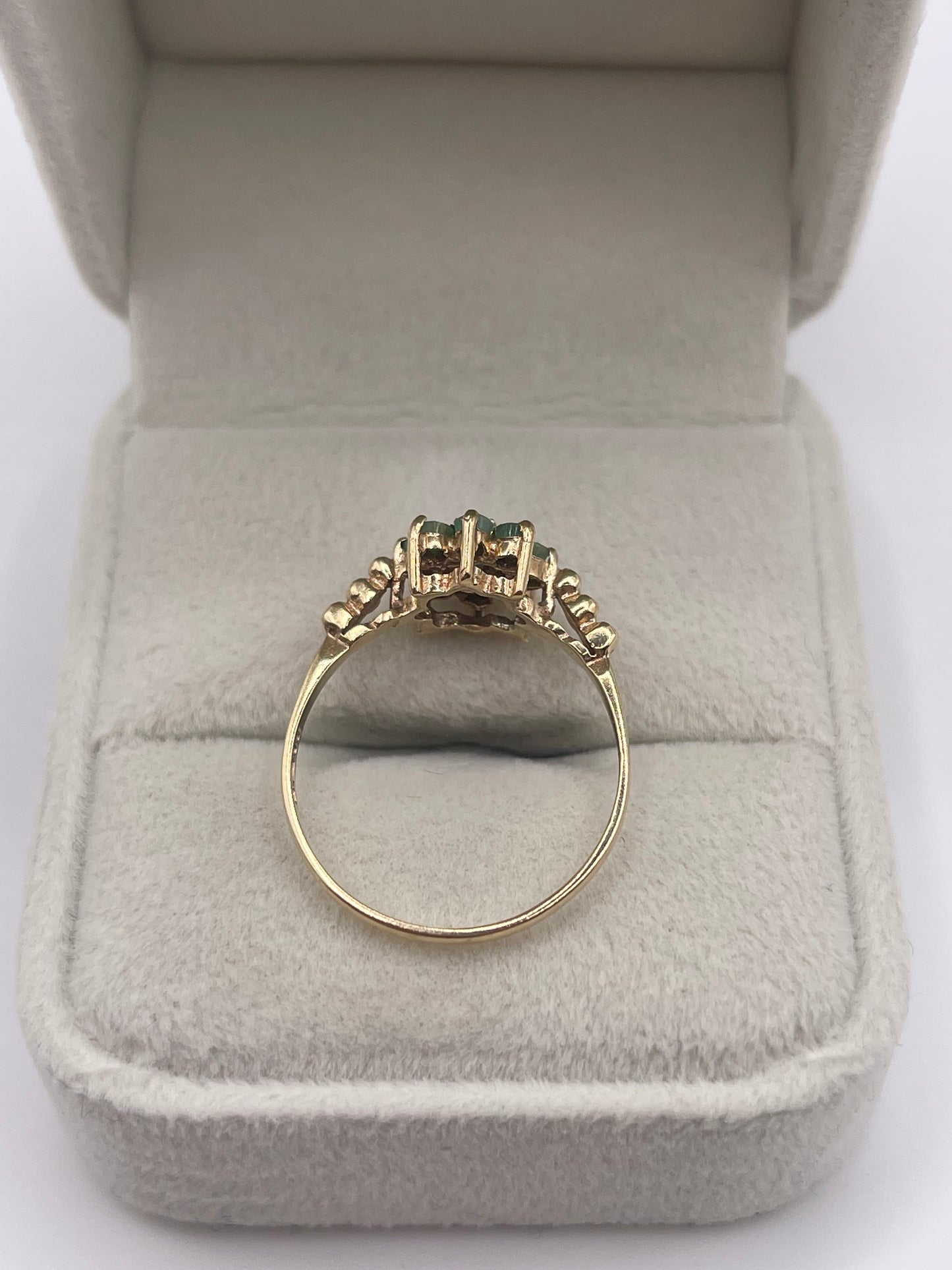 9ct gold emerald and diamond ring