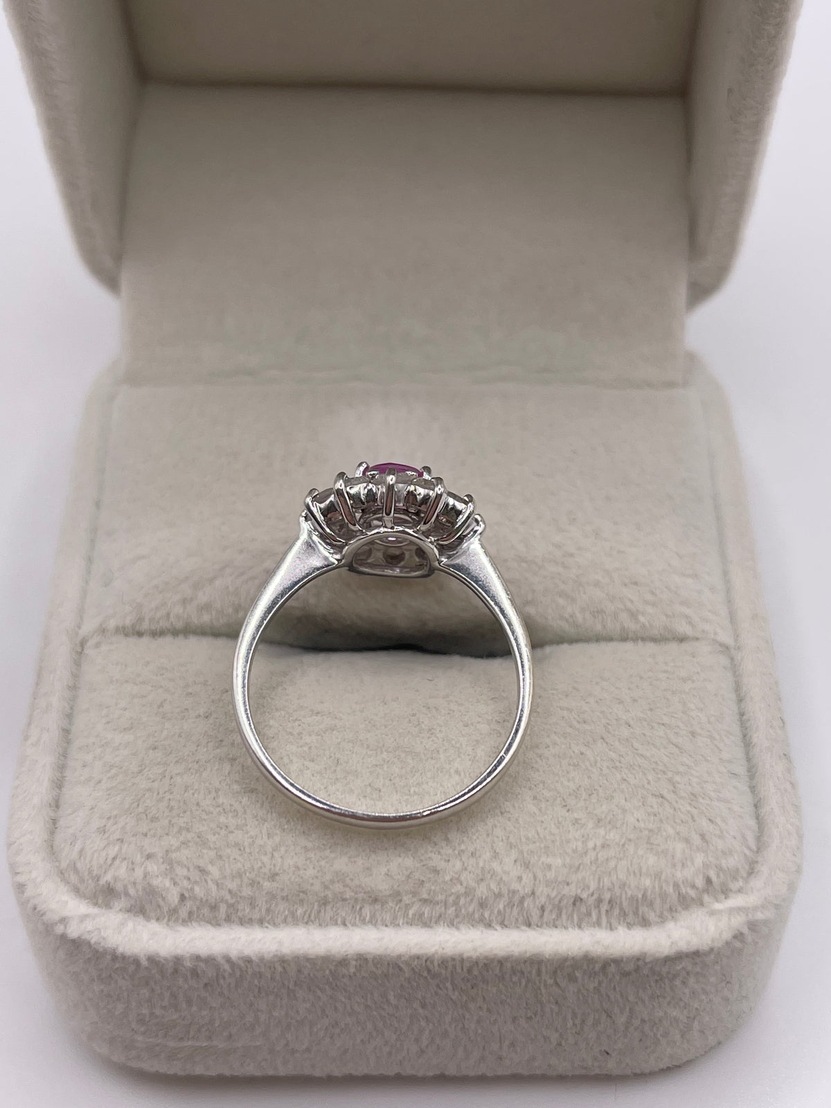18ct white gold pink sapphire and diamond ring