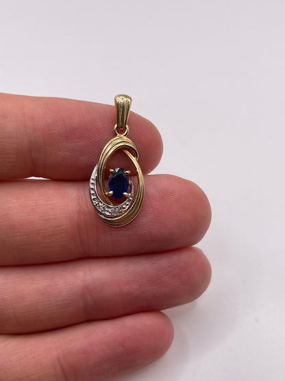 9ct gold sapphire and diamond pendant