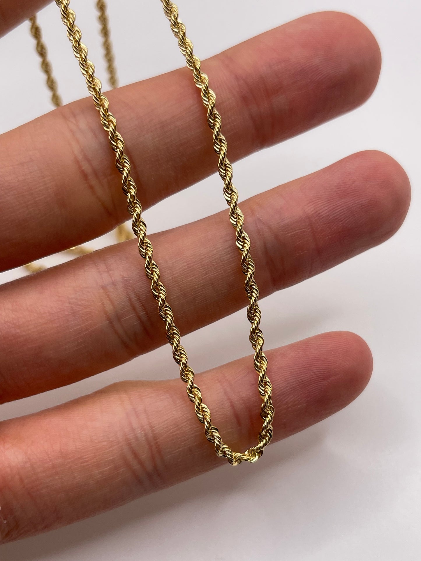 9ct gold chain 256