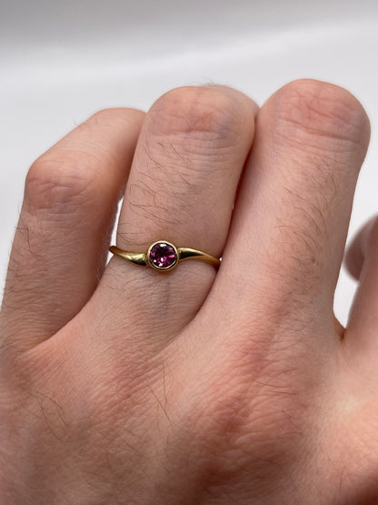9ct gold tourmaline ring