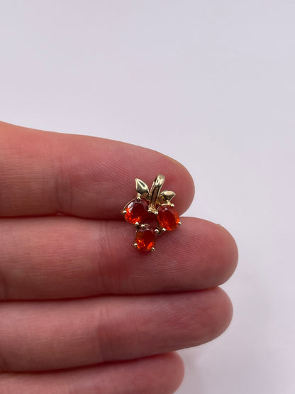 9ct gold fire opal pendant