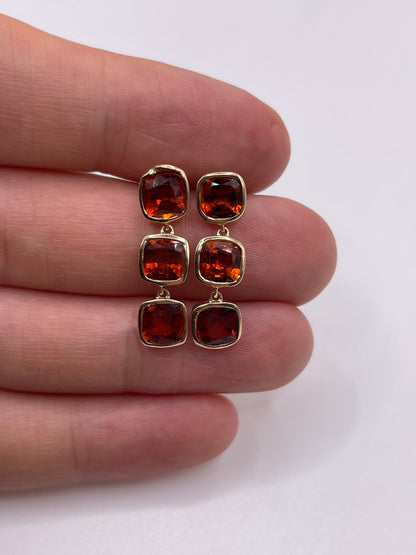 9ct gold garnet earrings