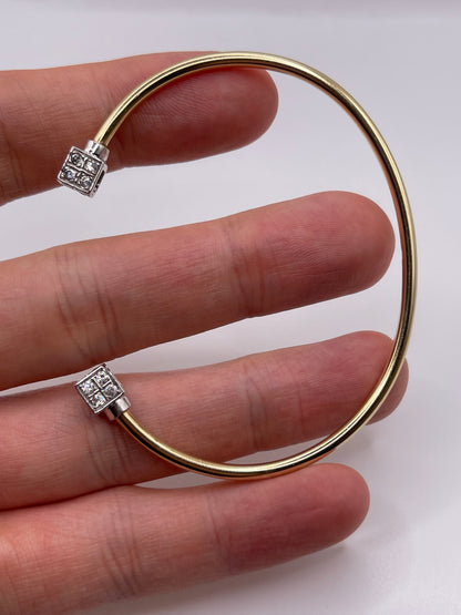 9ct gold cz bangle