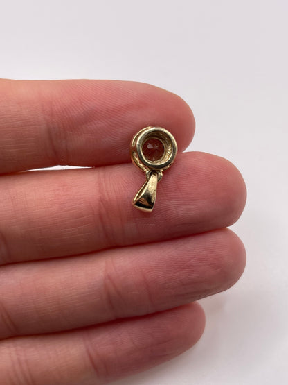 9ct gold quartz and zircon pendant
