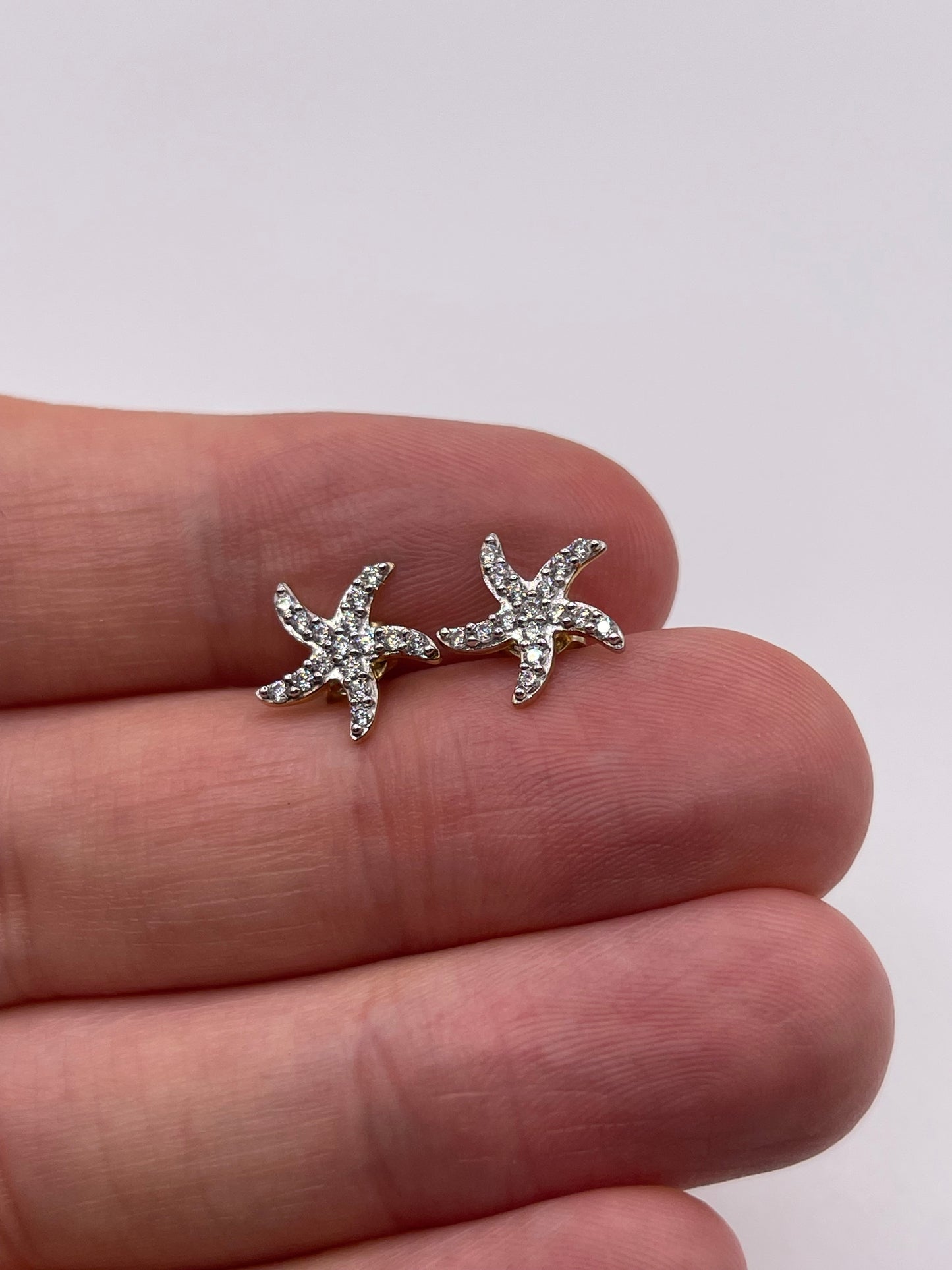 9ct gold cz starfish earrings