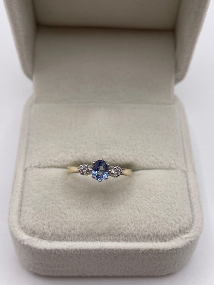 9ct gold sapphire and diamond ring