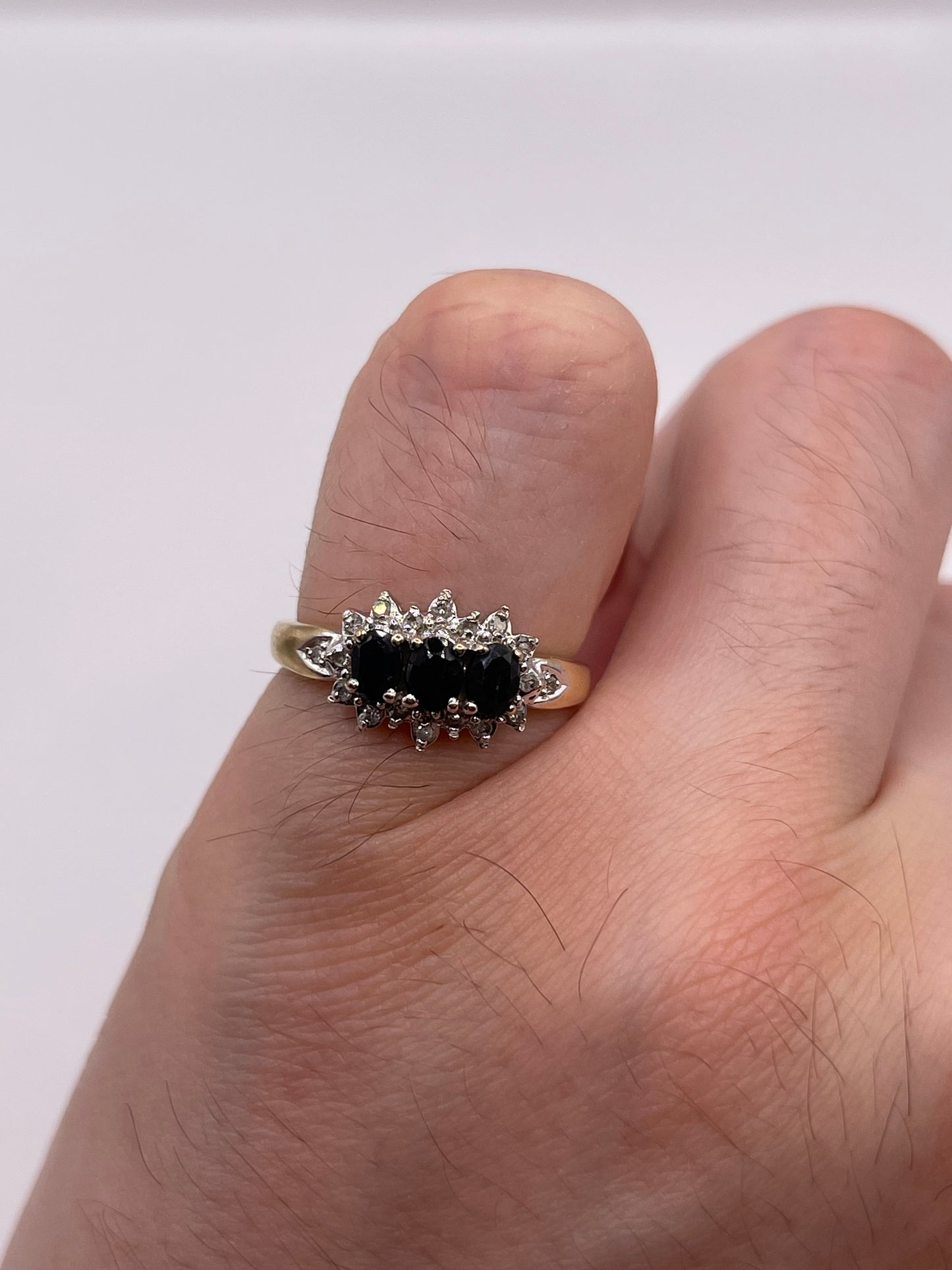 9ct gold sapphire and diamond ring