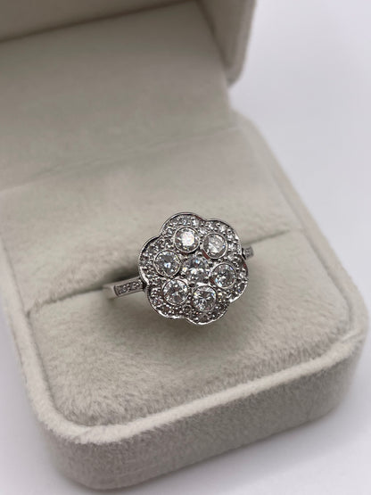 Platinum diamond cluster ring