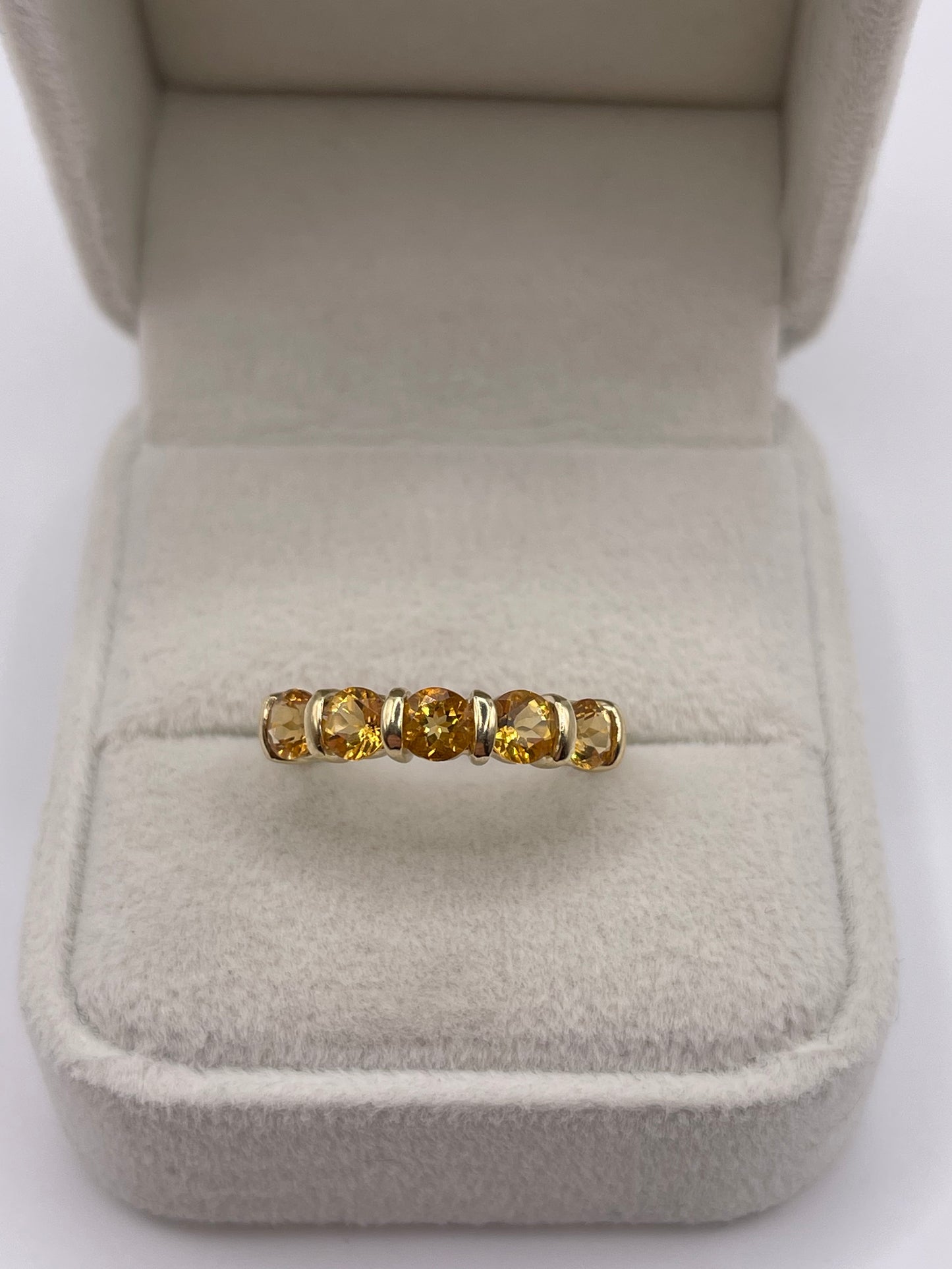 9ct gold citrine ring