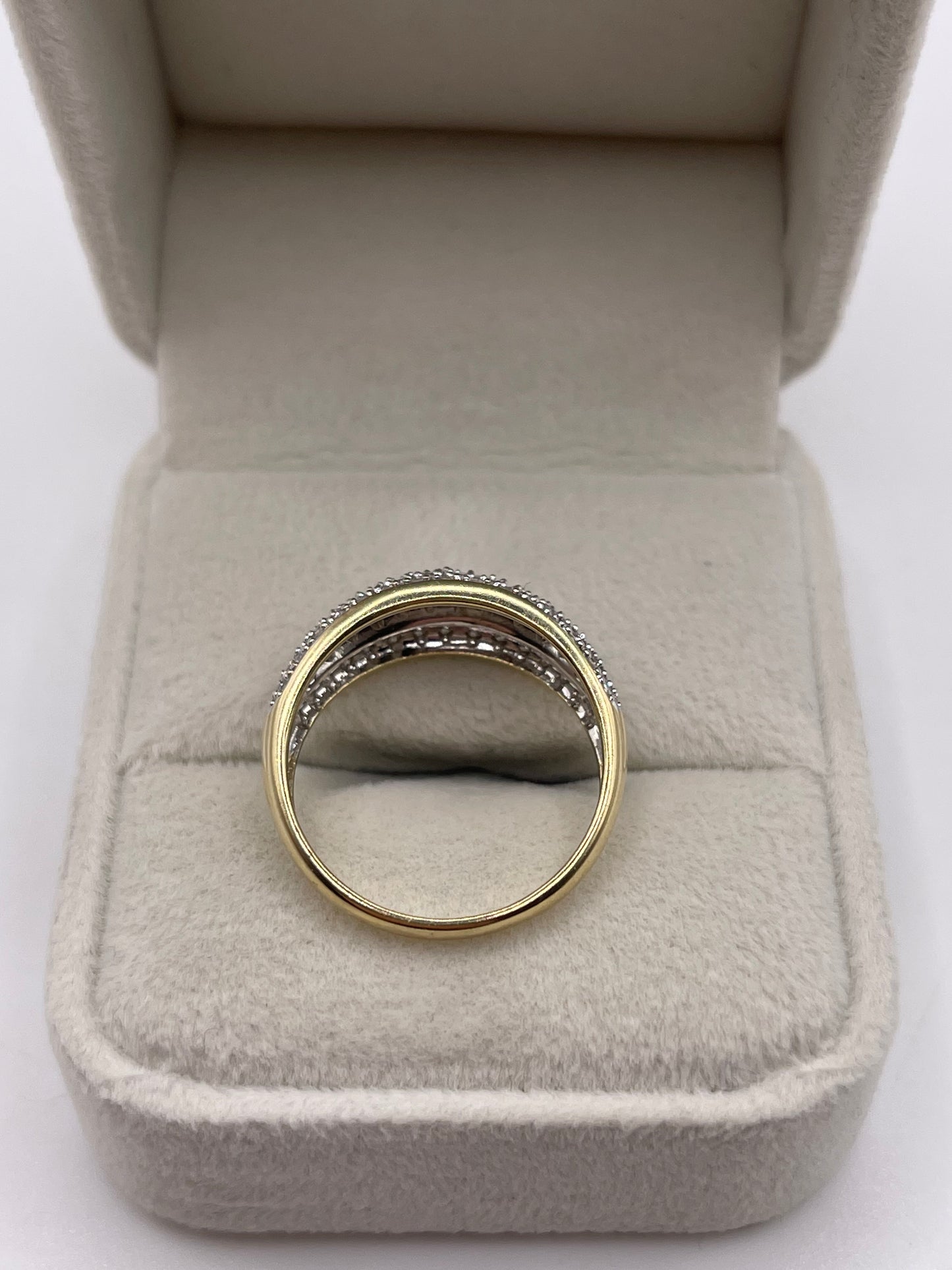 9ct gold diamond cluster ring
