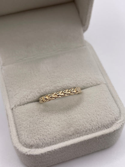 9ct gold keepers ring