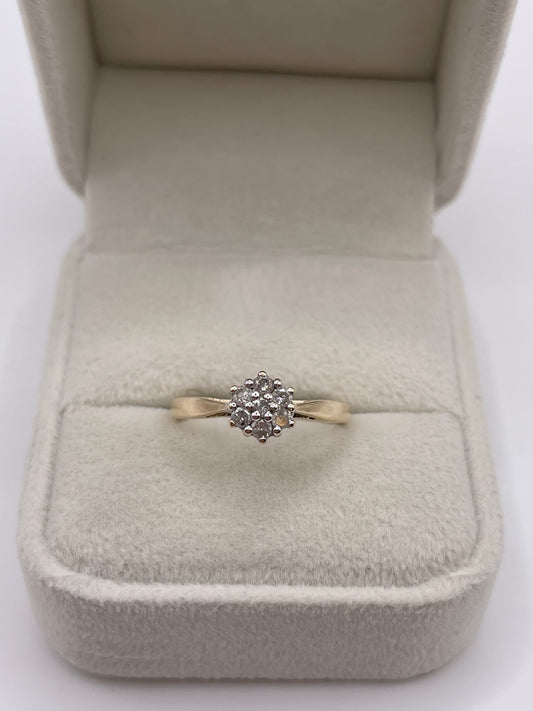 9ct gold diamond cluster ring
