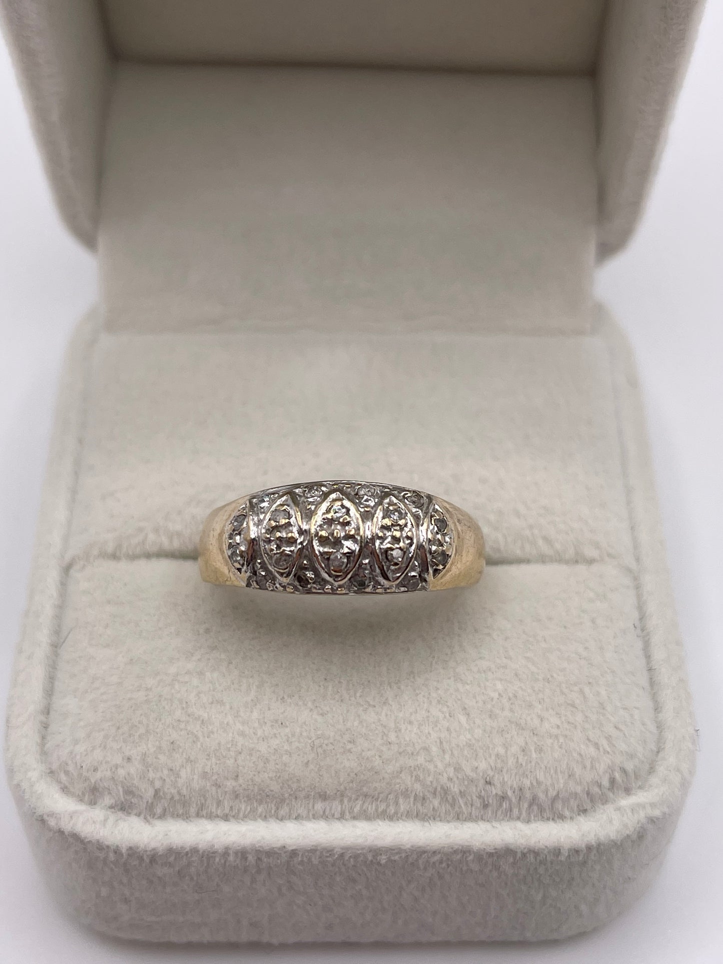 9ct gold diamond cluster ring