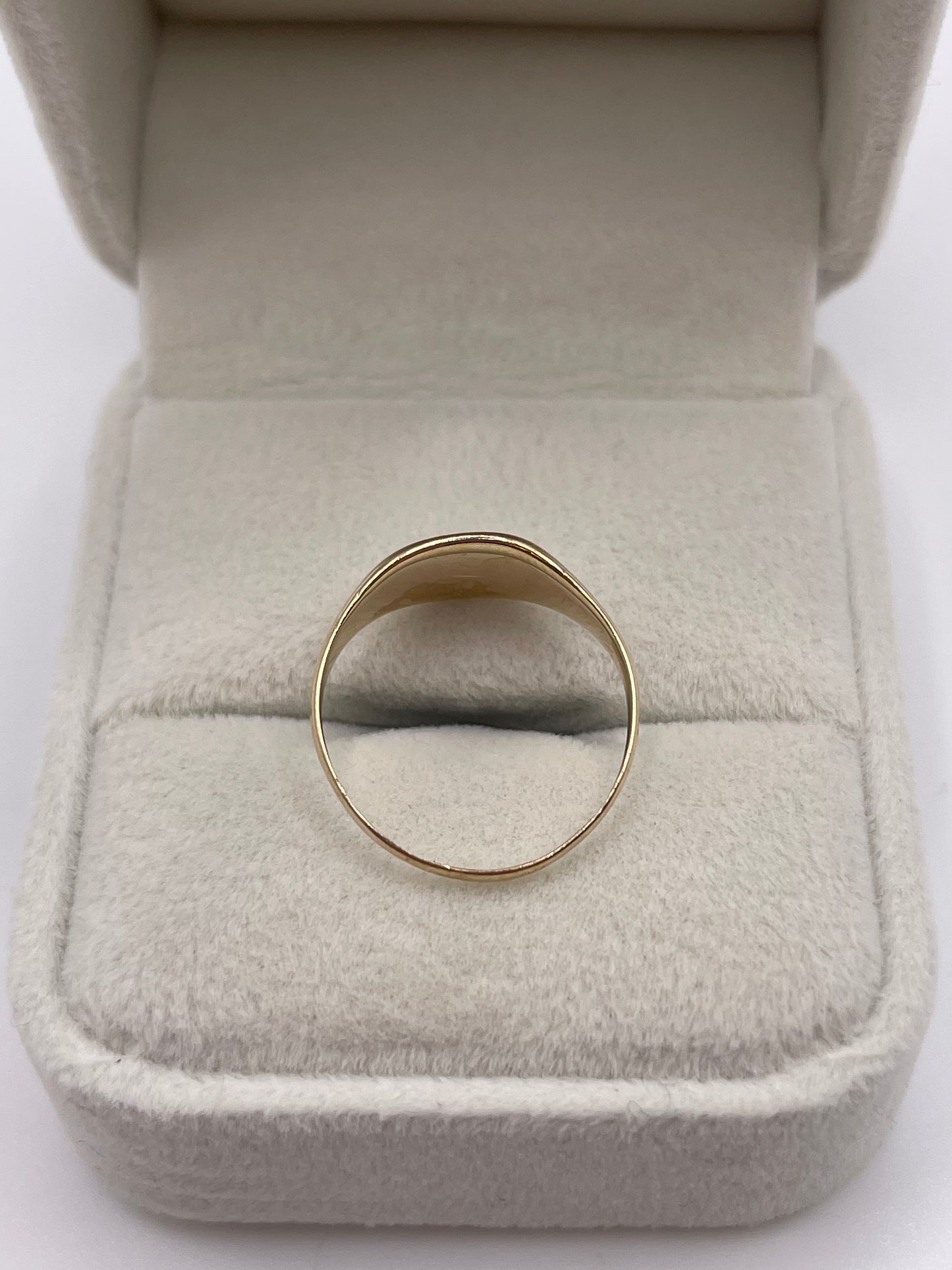 9ct gold signet ring