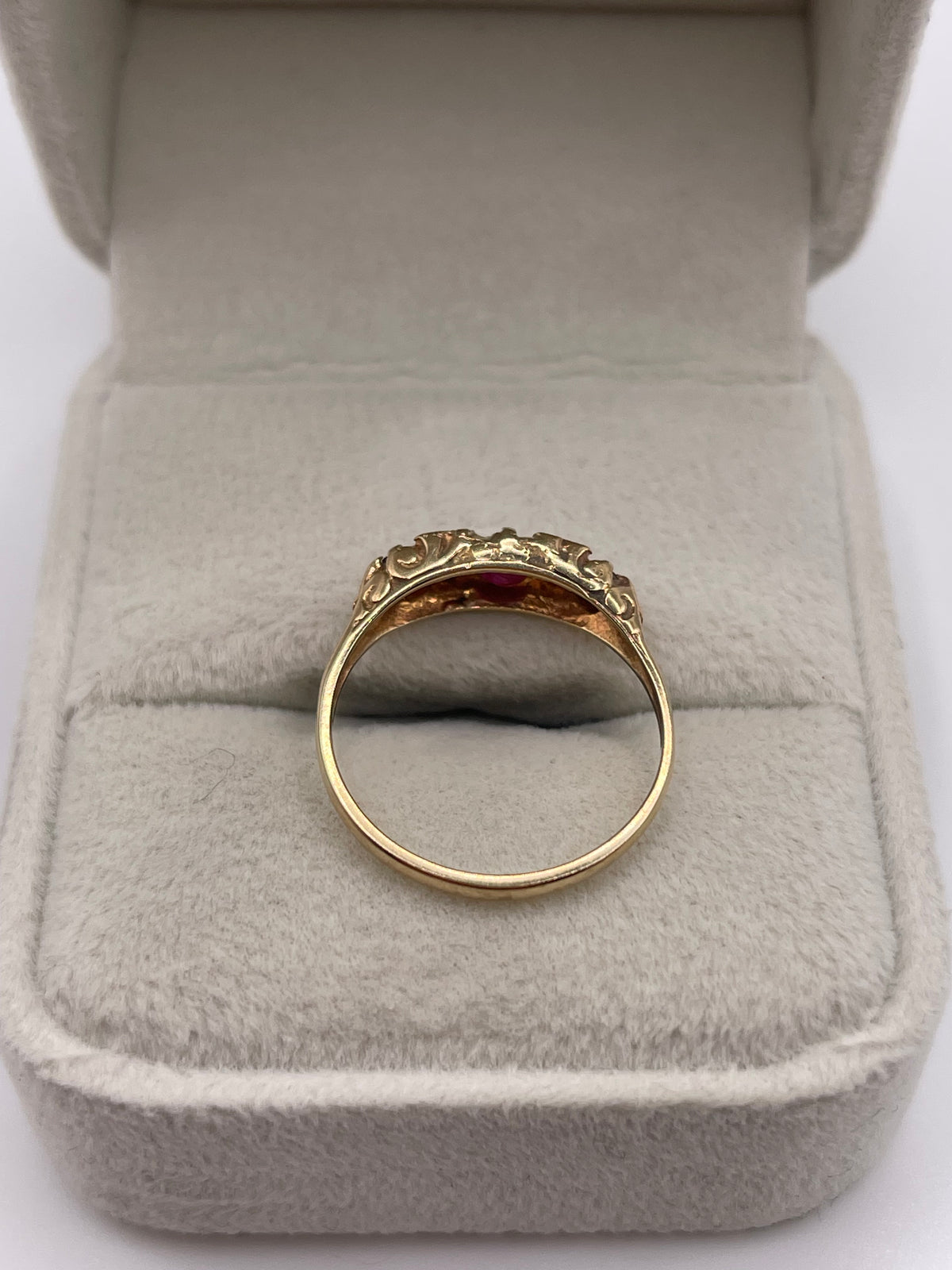 9ct gold ruby and diamond ring