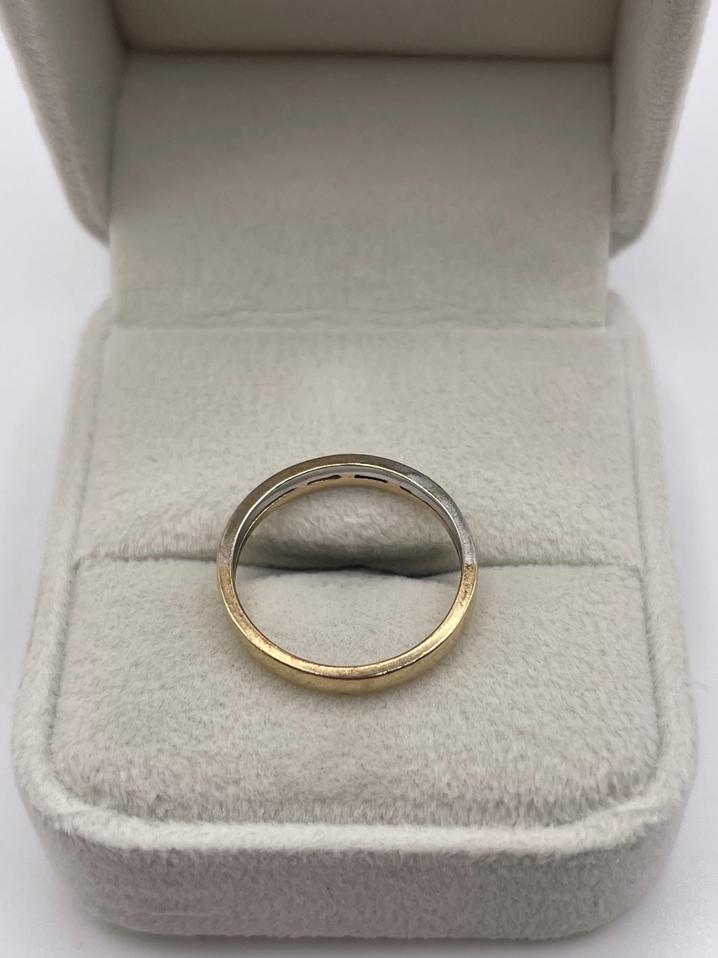 9ct two tone gold diamond ring