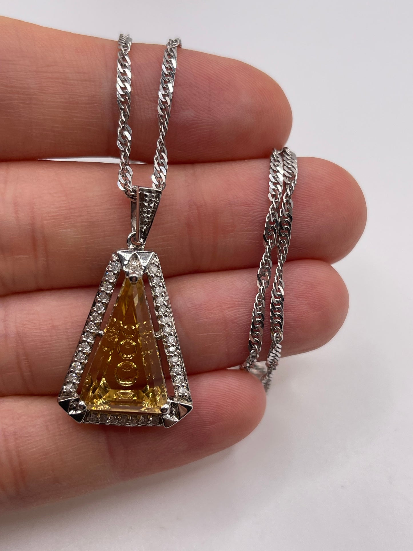 9ct white gold citrine and diamond necklace