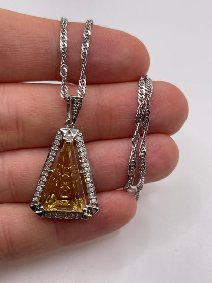 9ct white gold citrine and diamond necklace