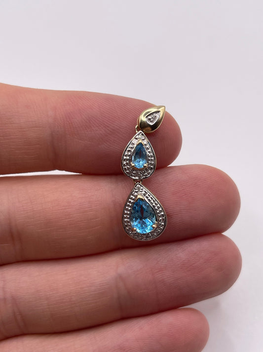 9ct gold topaz and diamond pendant
