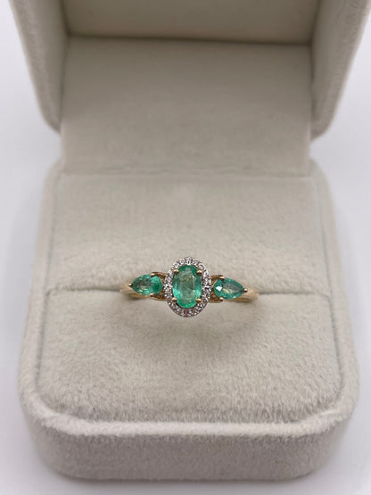 9ct gold emerald and zircon ring