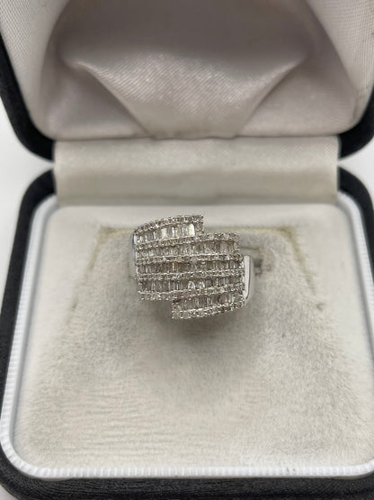 9ct white gold diamond ring