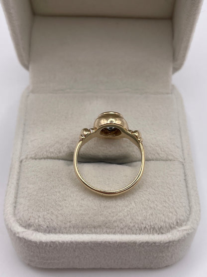 9ct gold blue topaz ring