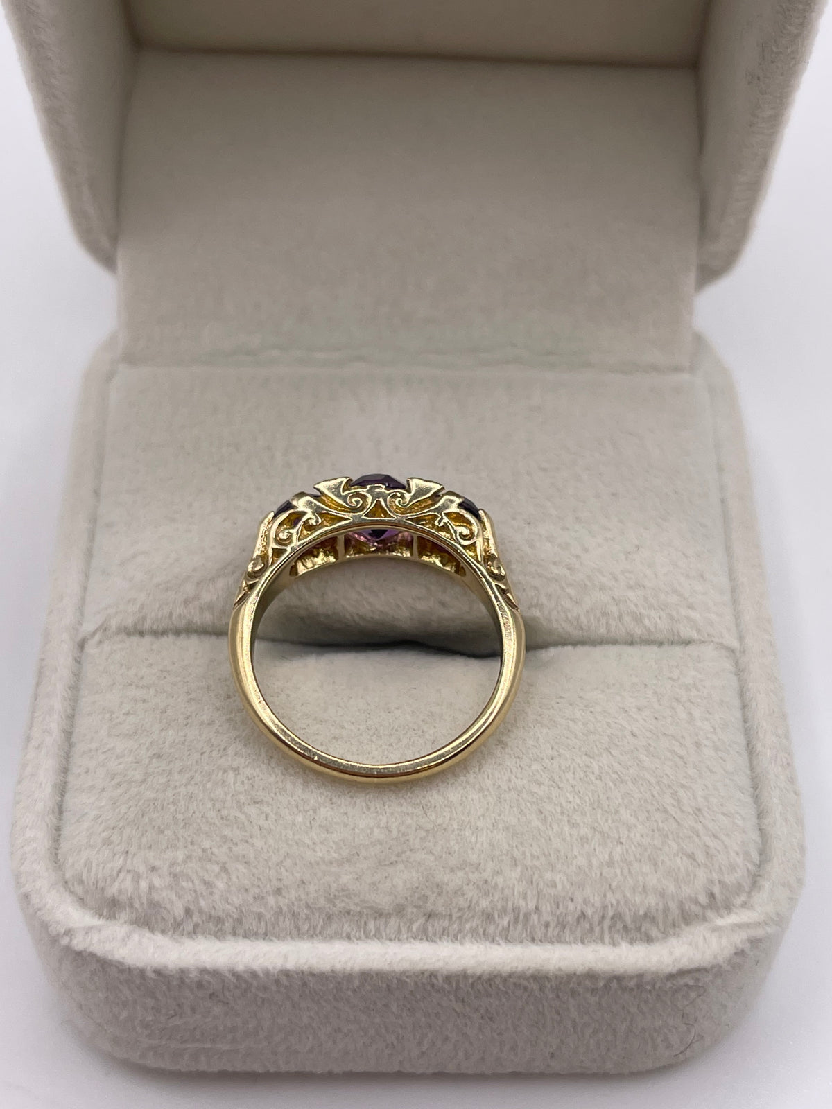 9ct gold amethyst and diamond ring
