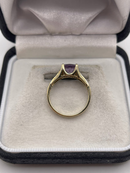 9ct gold amethyst and diamond ring