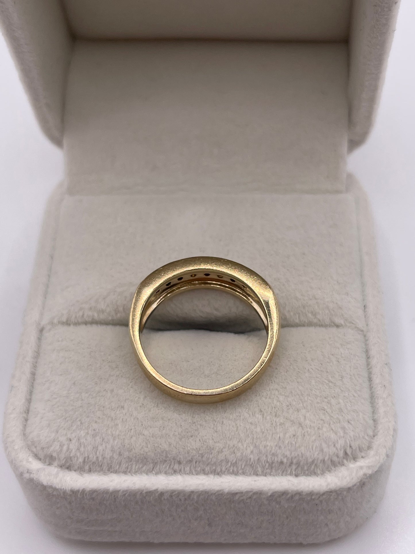 9ct gold ruby and diamond ring