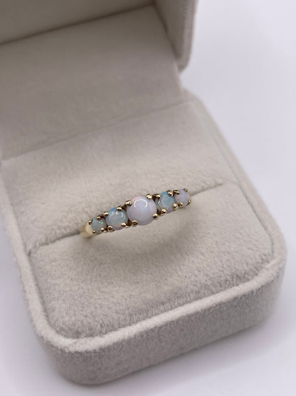 9ct gold opal ring