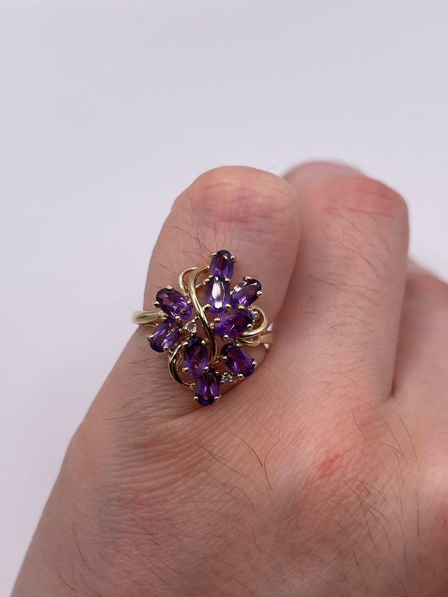 9ct gold amethyst and diamond ring