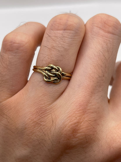 9ct gold knot ring
